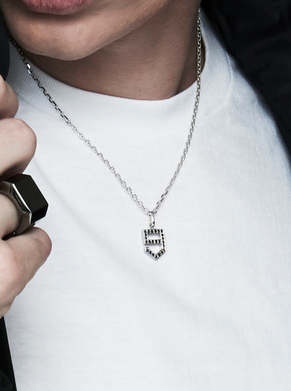NUMERAL 9 | PENDANT | DIAMOND
