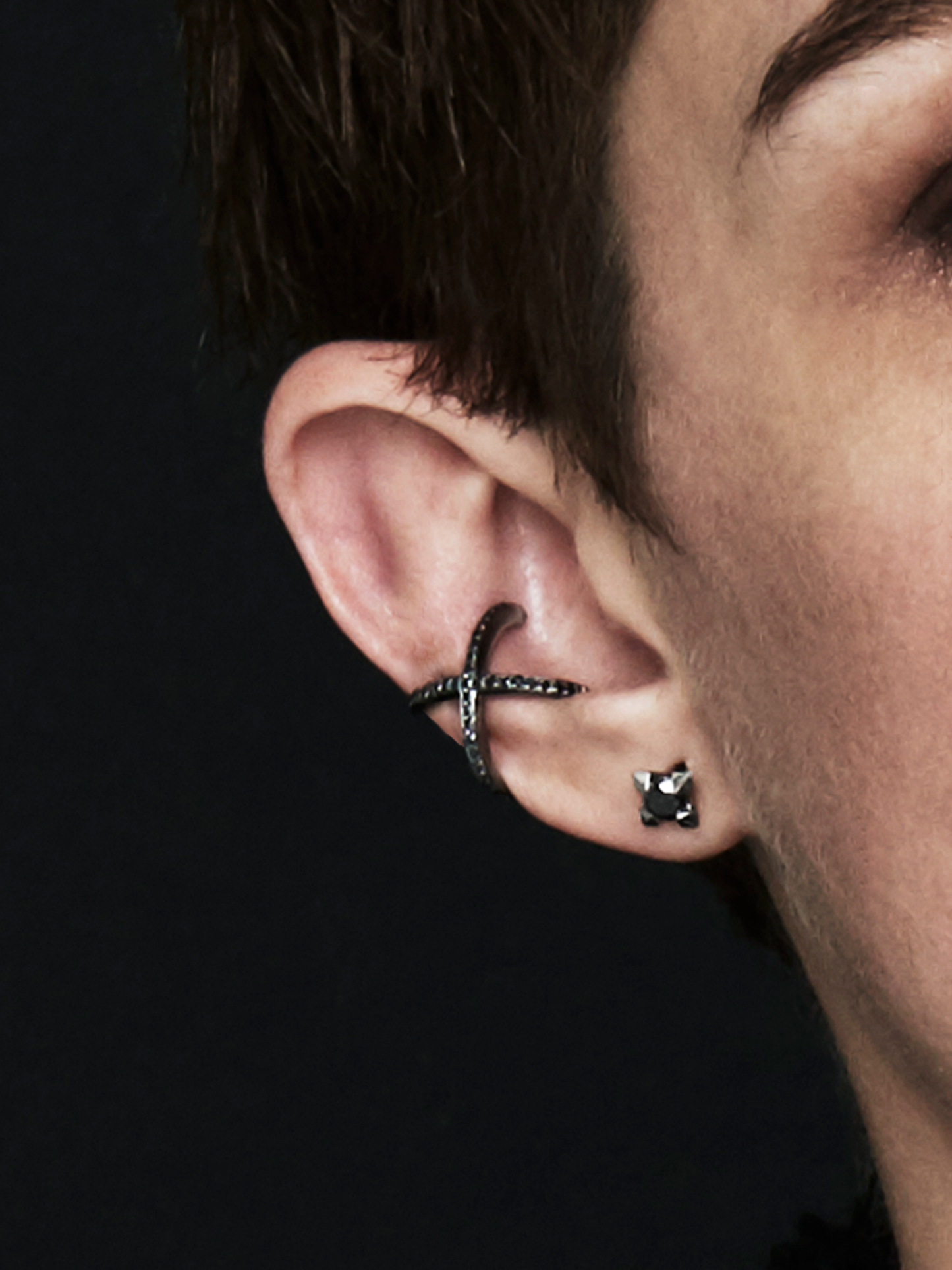 MOBIUS | EARCUFF | DIAMOND